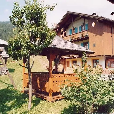 Agritur Ciasa Do Pare Farm stay