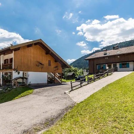 Agritur Ciasa Do Pare Farm stay Soraga